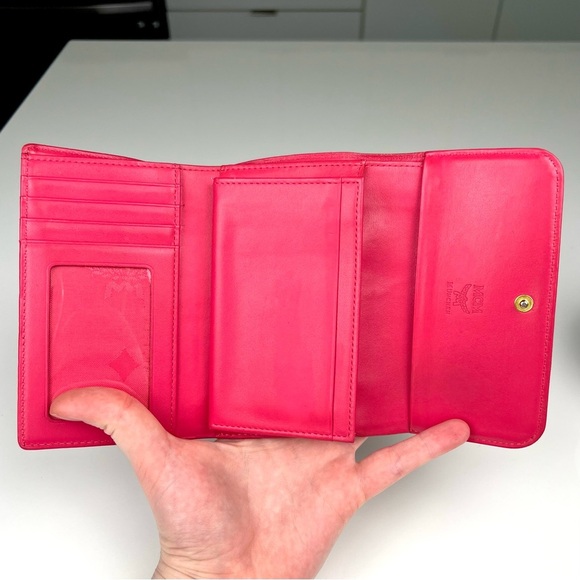 MCM Compact wallet - Picture 11 of 11